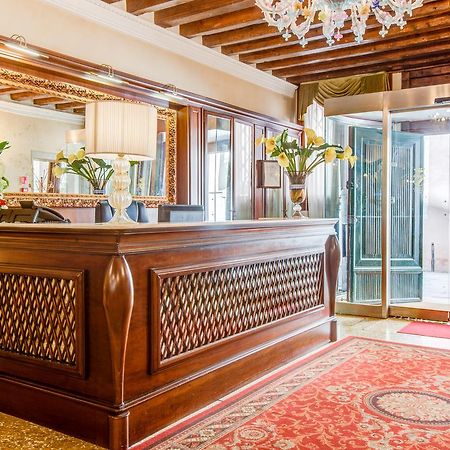 Hotel Al Duca Di Venezia Buitenkant foto