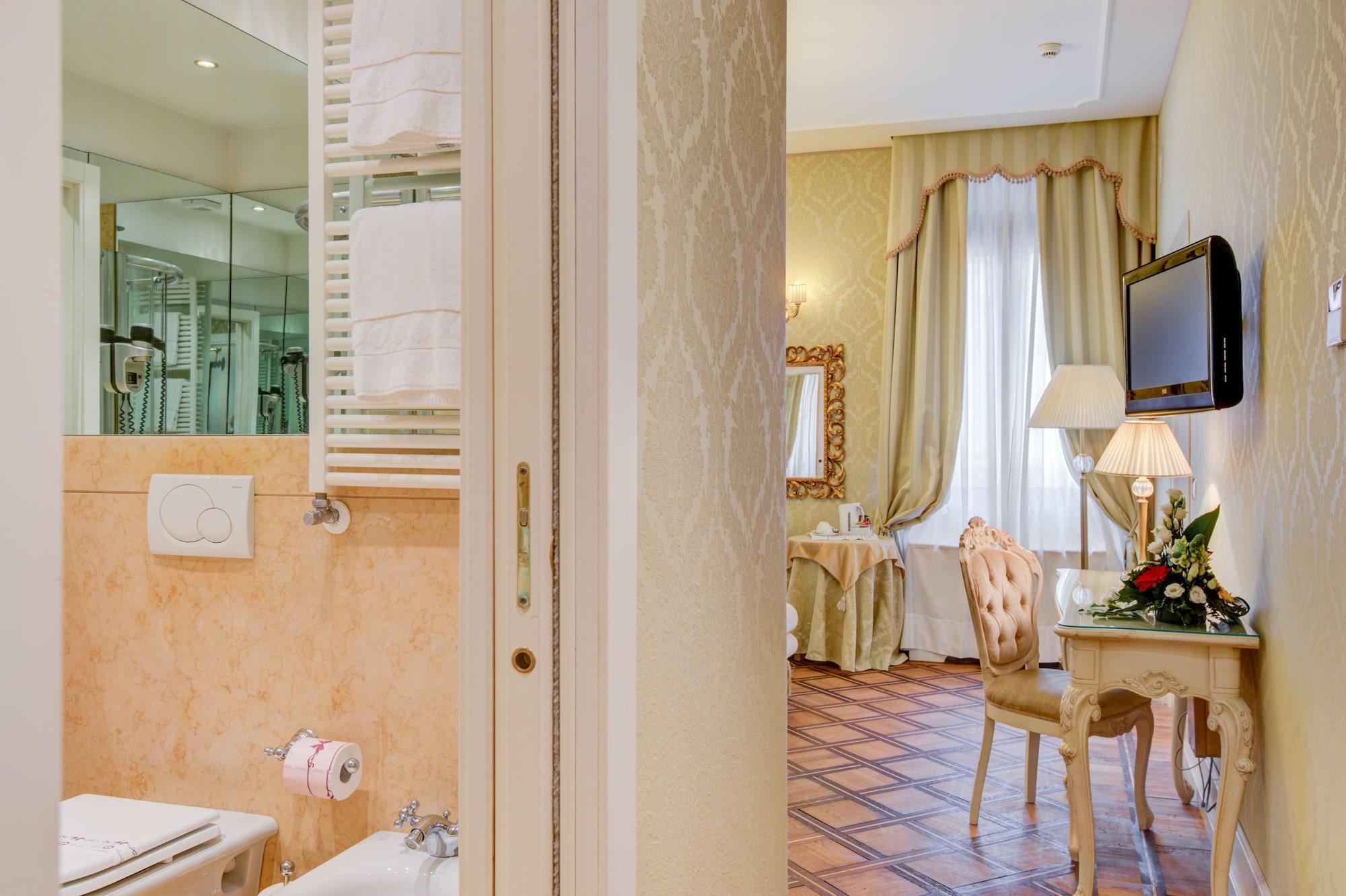 Hotel Al Duca Di Venezia Buitenkant foto