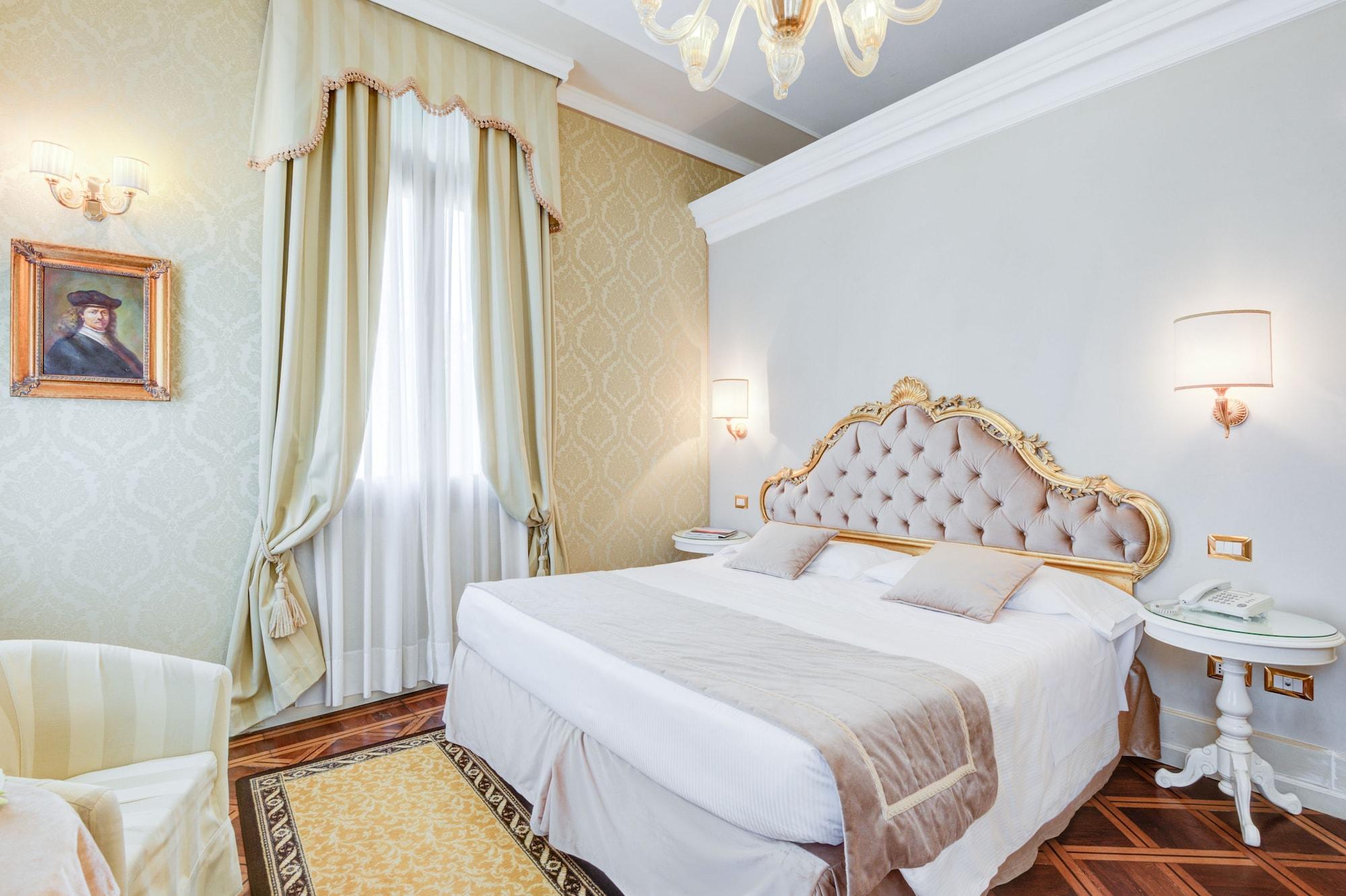 Hotel Al Duca Di Venezia Buitenkant foto