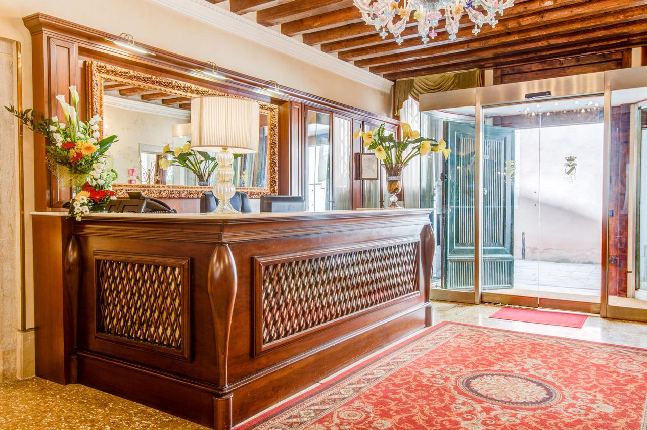Hotel Al Duca Di Venezia Buitenkant foto