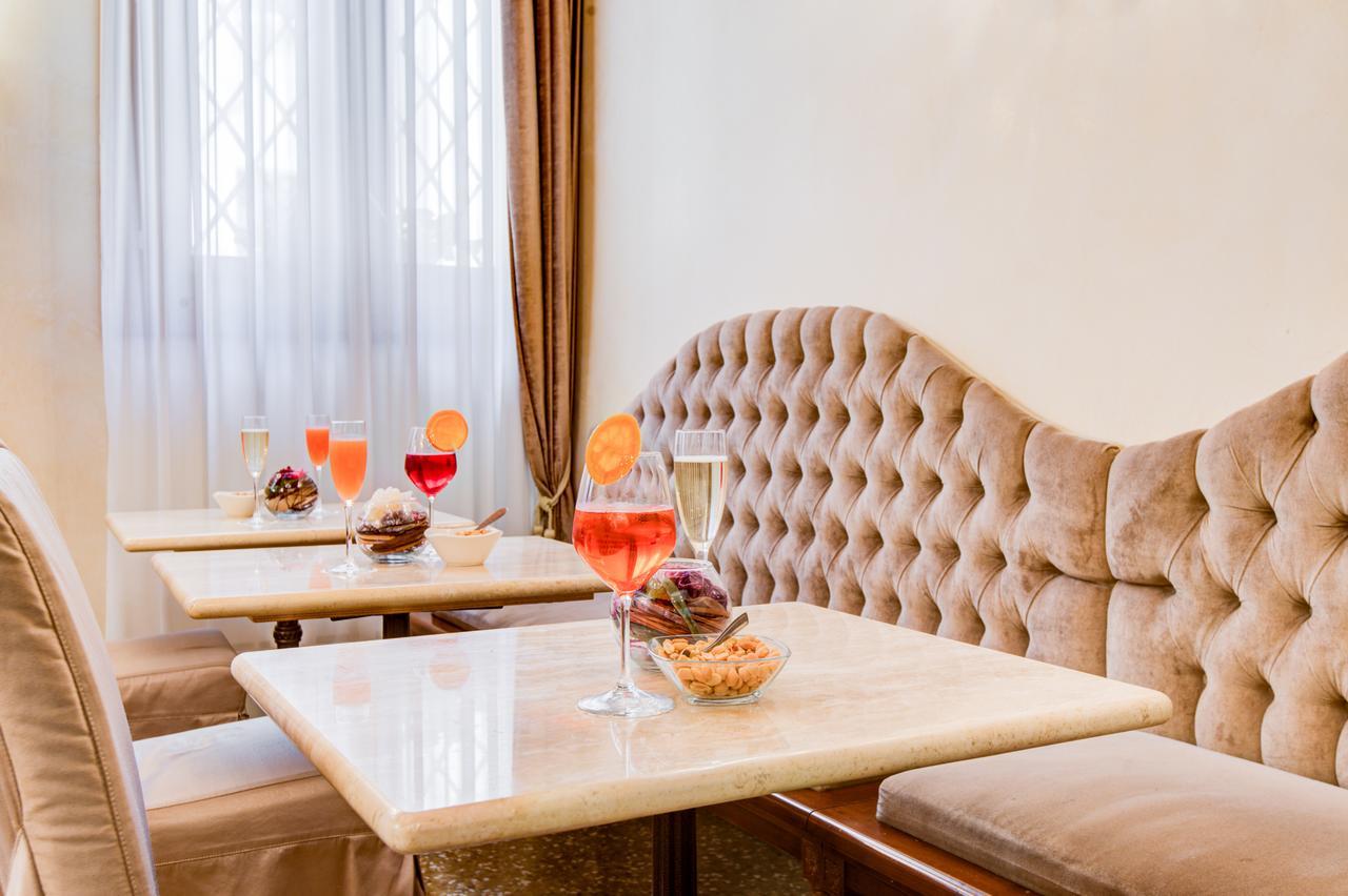 Hotel Al Duca Di Venezia Buitenkant foto