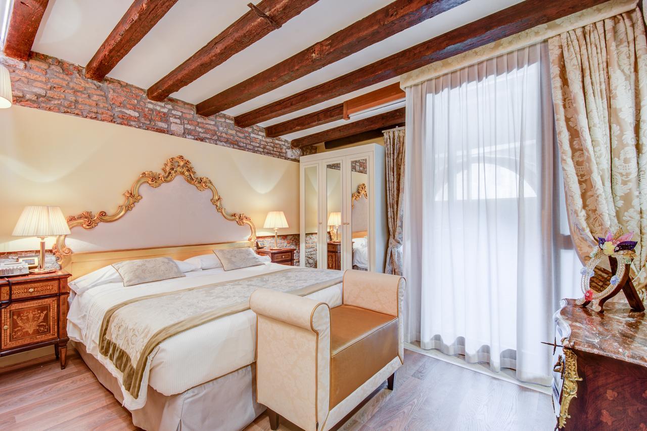 Hotel Al Duca Di Venezia Buitenkant foto
